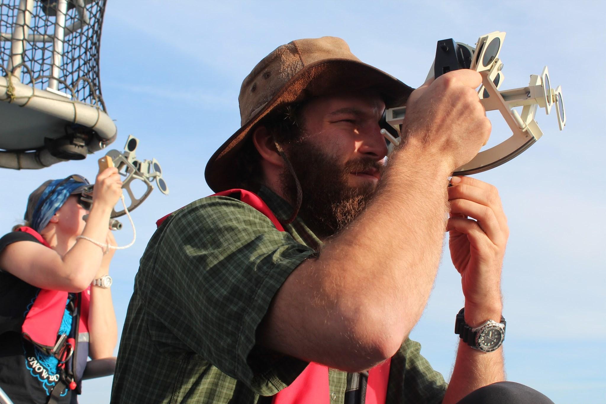 Edd Using A Sextant Navigation Tool